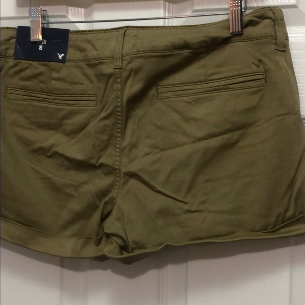 Shorts - Picture 4 of 5